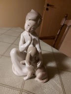 FIGURKA LLADRO CHŁOPIEC z PSEM