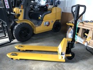 CATERPILLAR CAT CE25MPTP 2.5T - NOWY PALECIAK RĘCZNY O UDŹWIGU 2500 KG