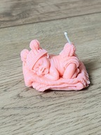 Świeczka sojowa bezzapachowa wolnostojąca baby Shower. Podstawka gratis