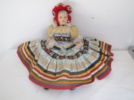 PIĘKNA LALKA W STROJU LUDOWYM