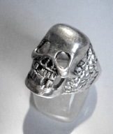 Sygnet Pierścień Czaszka bez zęba Rock Metal wymiar 21 mm
