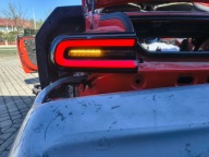 Przeróbka lamp Dodge Challenger z USA na EU pomarańczowy kierunkowskaz