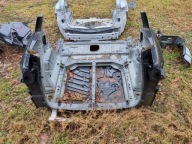 Pas tylny wanna Peugeot 5008 ii