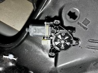 Silnik szyby przednich lewych drzwi PORSCHE MACAN 95B 5Q0959801C