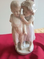 Stara porcelanowa figurka