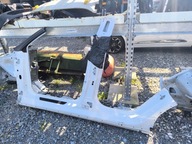 TESLA model Y ćwiartka lewa próg wspornik kielich słupek