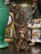 RĘCZNIE RZEŹBIONA DREWNIANA FIGURKA CHIŃSKI MĘDRZEC STARZEC KONFUCJUSZ