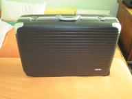 Walizka twarda średnia RIMOWA poliwęglan