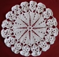 Serweta nowa częściowo patchworkowa średnica 35 cm