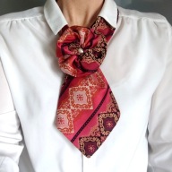 Damska ozdoba bluzki, koszuli