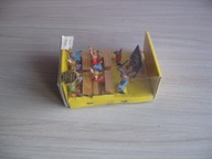 Stara zabawka Szkoła dla królików drewniana 14 części