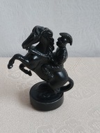 Stara figurka szachowa - Rzymianin na koniu - wysokość 8 cm