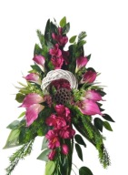 Stroik Cmentarz Kalie Malinowe – Hortensja W Wiklinie Stojący