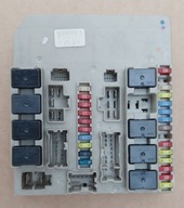 SKRZYNKA BEZPIECZNIKÓW MODUŁ UCH RENAULT CLIO III 8200683706