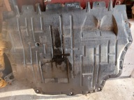 VW PASSAT B7 CC B6 OSŁONA PLASTIKOWA EKRAN PO SILNIK DOLNA ORYG 3C0825237H
