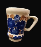 Kufel/kubek fajansowy Włocławek – ręcznie malowany