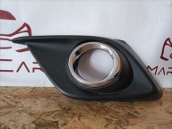 MAZDA 3 III BM 13- KRATKA RAMKA HALOGENU LEWY PRZÓD BJE1-50C21