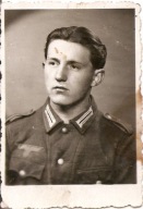 WEHRMACHT -TRZECIA RZESZA -ŻOŁNIERZ -zdjęcie -mały format -PORTRET