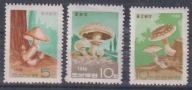 Korea Północna 1968 Mi 856-858 grzyby **