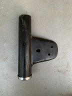 JUNAK 901/901X/122 UCHWYT REFLEKTORA PRZÓD LEWY