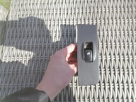 Hyundai Matrix przełącznik szyby 9358017500