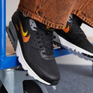 Buty Nike Air Max 90 Spray Paint Swoosh 2022 US6.5 39 (FJ4229-001)