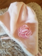 Piękna czapka dziewczęca polarek