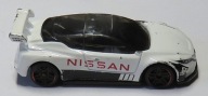 HW Nissan Leaf Nismo RC_02 S15 Biały Elektryczny Wyścigowy Model 1:64