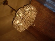 REWELACYJNIE UROCZY KRYSZTAŁOWY