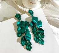 KOLCZYKI Butelkowa ZIELEŃ długie LEKKIE płatki RÓŻ