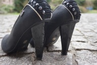 FEUD LONDON CZÓŁENKA SZPILKI r.40 SKÓRA szamerunek SYLWESTER STUDNIÓWKA