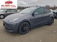 Tesla Y 2022 Elektryczny 384KM