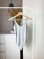 Metaliczne body Bershka, srebrne, prążkowane, S