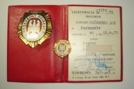 Odznaka Zasłużony Działacz LOK -klasa złota +miniatura +legitymacja 1975 r.