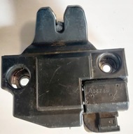 ZAMEK KLAPY COROLLA E15 2 PINY UŻYWANY
