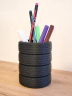 Pojemnik na długopisy kredki organizer biurkowy opona na ołówki