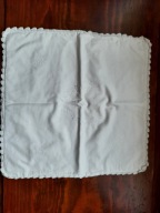 Haftowaną i koronkowa poszewka na jasiek 35x35