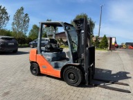 wózek widłowy TOYOTA 8FDF25 Diesel TRIPLEX 4.7m prezesów 4 sekcja 2008'