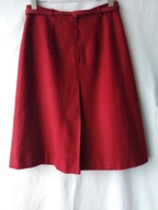 Spódnica czerwona z kontrafałdą(55%wełna) - 40