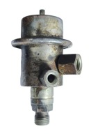 REGULATOR CIŚNIENIA PALIWA AUDI 80 B3 100 C4 B4 034133534G