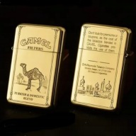 Zapalniczka na naftę Camel