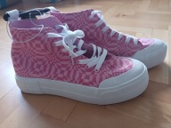 TRAMPKI PRIMARK HIT 39