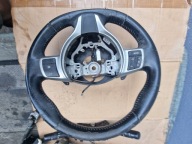 Toyota Verso S - KIEROWNICA ŁOPATKI