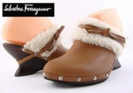 SALVATORE FERRAGAMO DREWNIKAKI KOŻUCH CLOGS