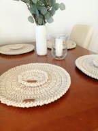 MAMAJASTUDIO Podkładka pod talerz z ozdobnym wykończeniem średnica 37cm.