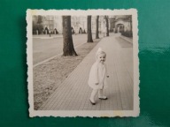 dziecko ulica 30te (1605b)