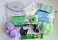 ZESTAW BIŻUTERIA I KOSMETYKI