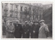 KRAKÓW RYNEK GŁÓWNY TRAMWAJ MODA LATA 30-TE KASZKIET KAPELUSZ