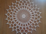 Serwetka szydełkowa ecru (kremowa) ze złotą nitką 48cm rękodzieło