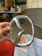 ZNACZEK EMBLEMAT LOGO GRILLA PRZÓD MAZDA CX7